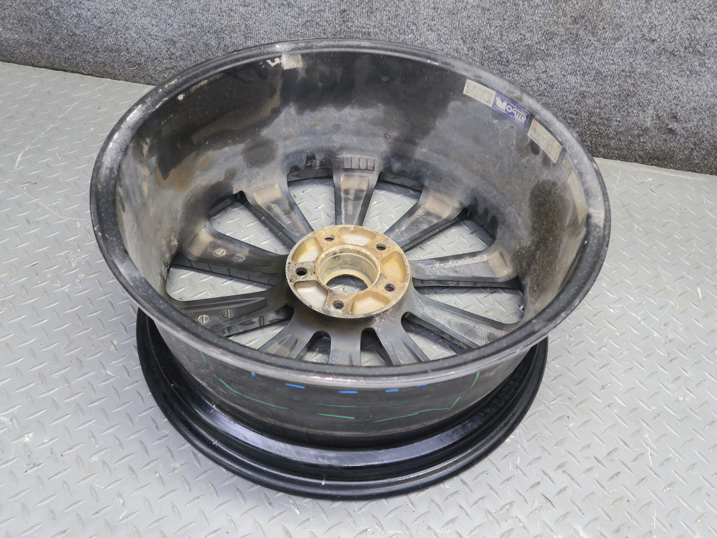 Set of 4 Rays Versus Genoma R19 19" Wheel Rim 19x8JJ ET45 Damaged
