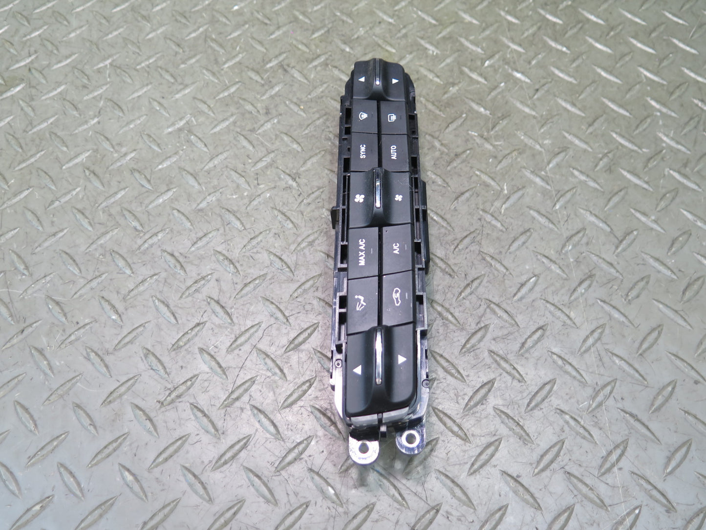 17-20 Maserati Levante M161 A/C Heater Air Vent Climate Control Switch Panel