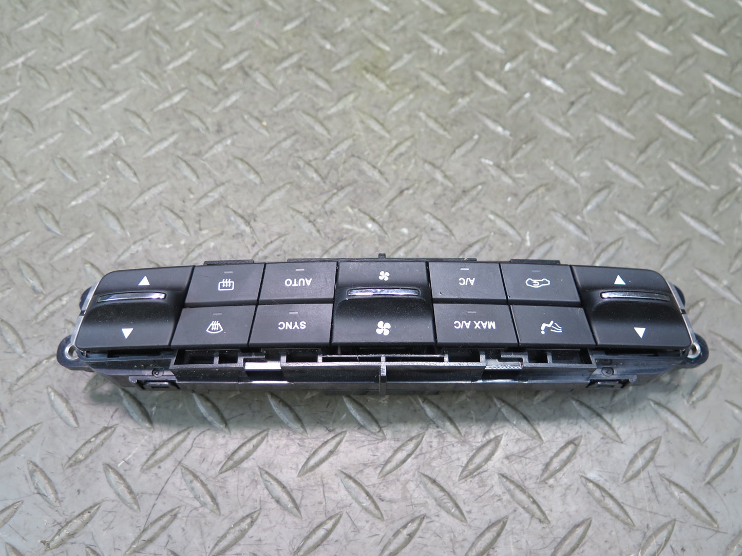 17-20 Maserati Levante M161 A/C Heater Air Vent Climate Control Switch Panel