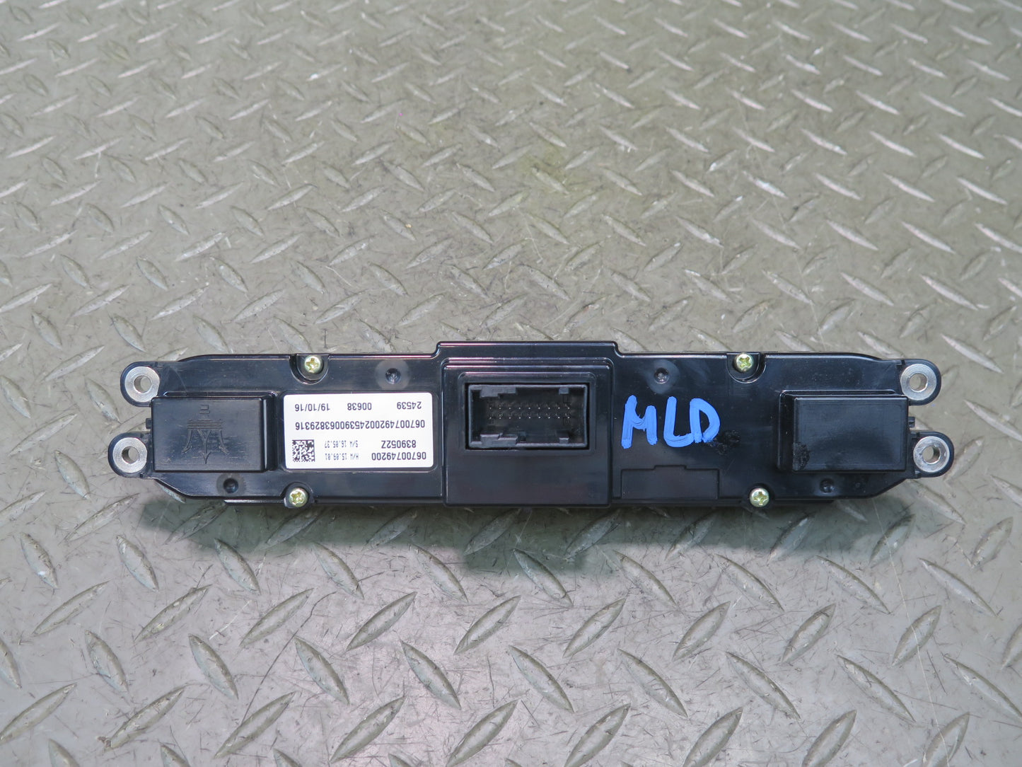 17-20 Maserati Levante M161 A/C Heater Air Vent Climate Control Switch Panel