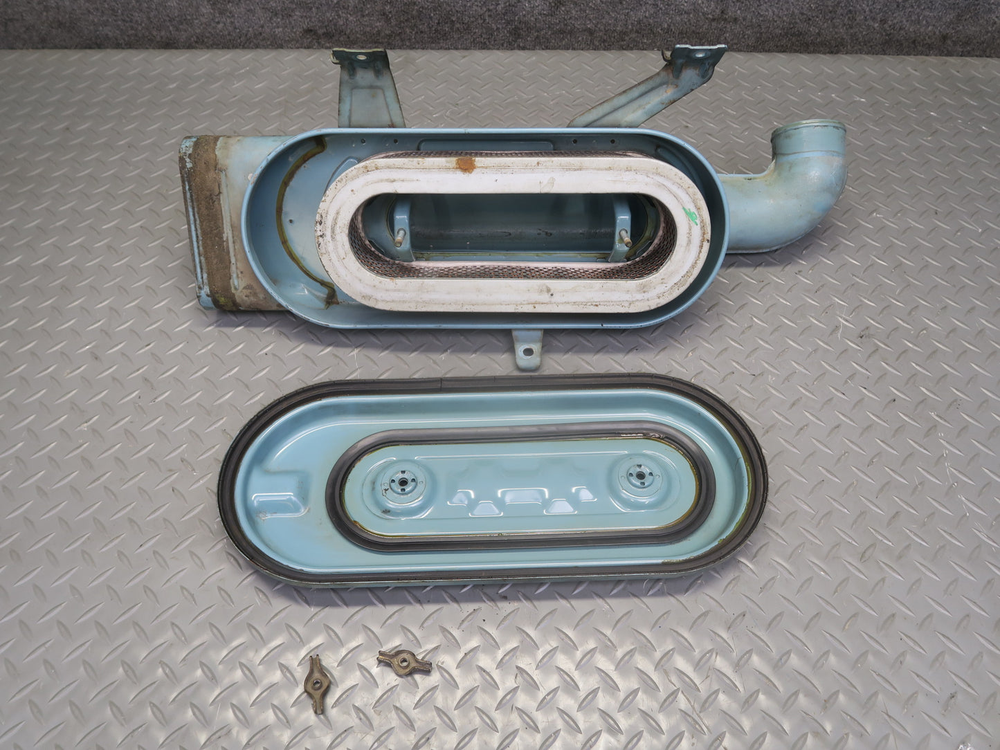 81-83 Datsun Nissan S130 280ZX NA Air Intake Cleaner Filter Box OEM