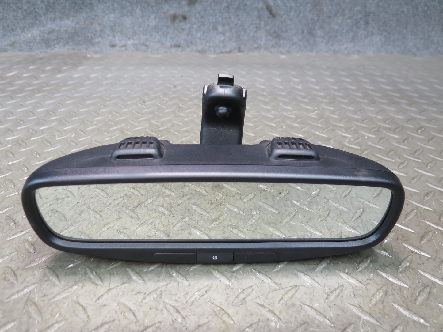 2017-2020 Maserati Levante M161 Auto Dim Interior Rear View Mirror 68234130AA