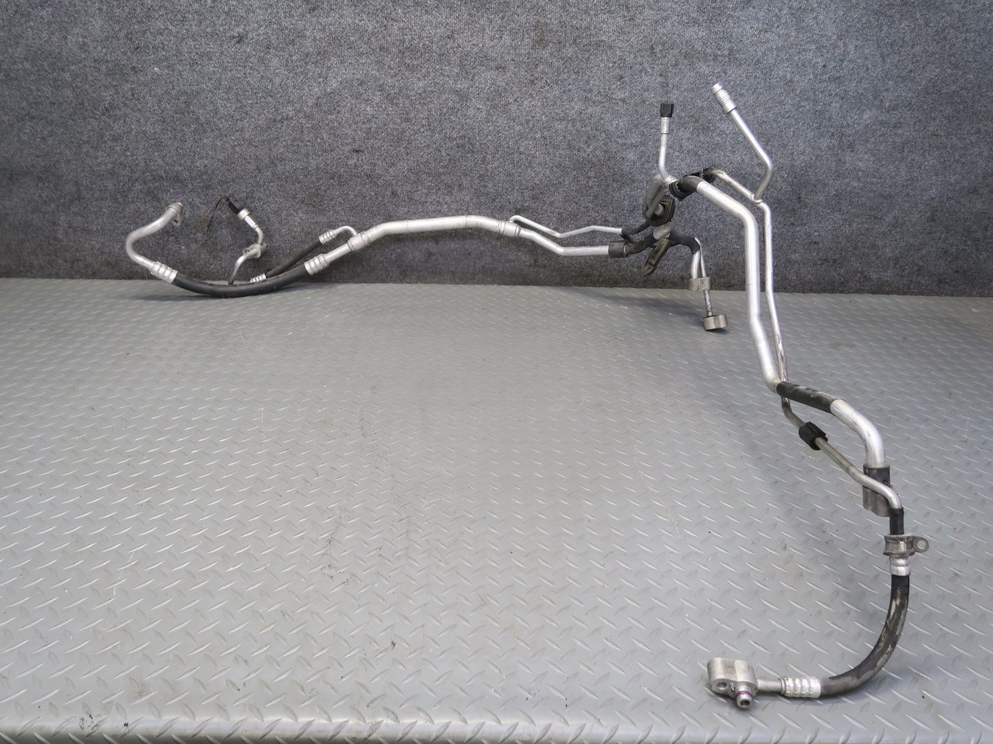 2011-2018 Porsche Cayenne 958 4.8L A/C Air Conditioning Line Pipe Hose Tube Set