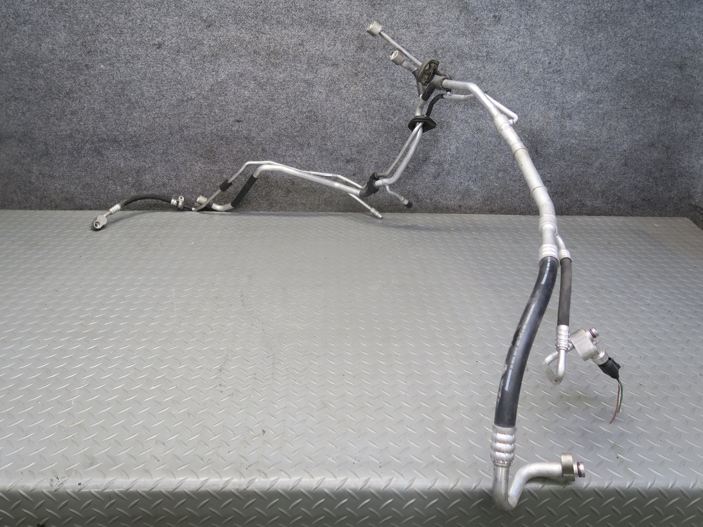 2011-2018 Porsche Cayenne 958 4.8L A/C Air Conditioning Line Pipe Hose Tube Set