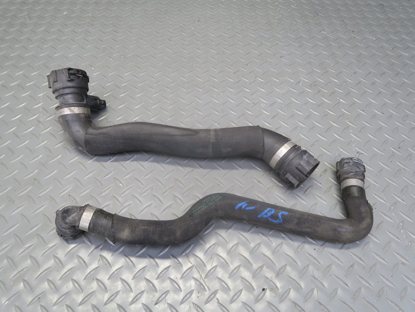 2006-2010 BMW E63 E64 M6 S85 Engine Radiator Coolant Hose Pipe Line Set