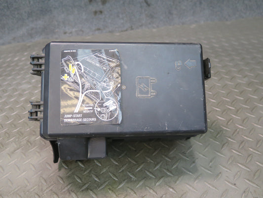 05-07 Chevrolet Corvette C6 LS2 6.0L Engine Bay Relay Fuse Box OEM