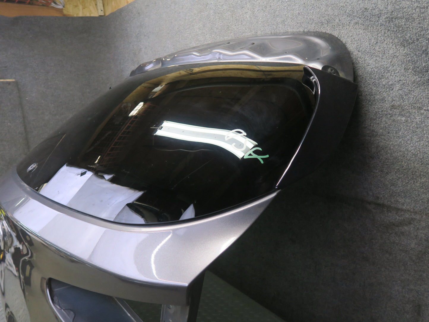 2017-2023 Alfa Romeo Stelvio Q4 Rear Trunk Lid Tail Gate W/ Glass Assembly Gray