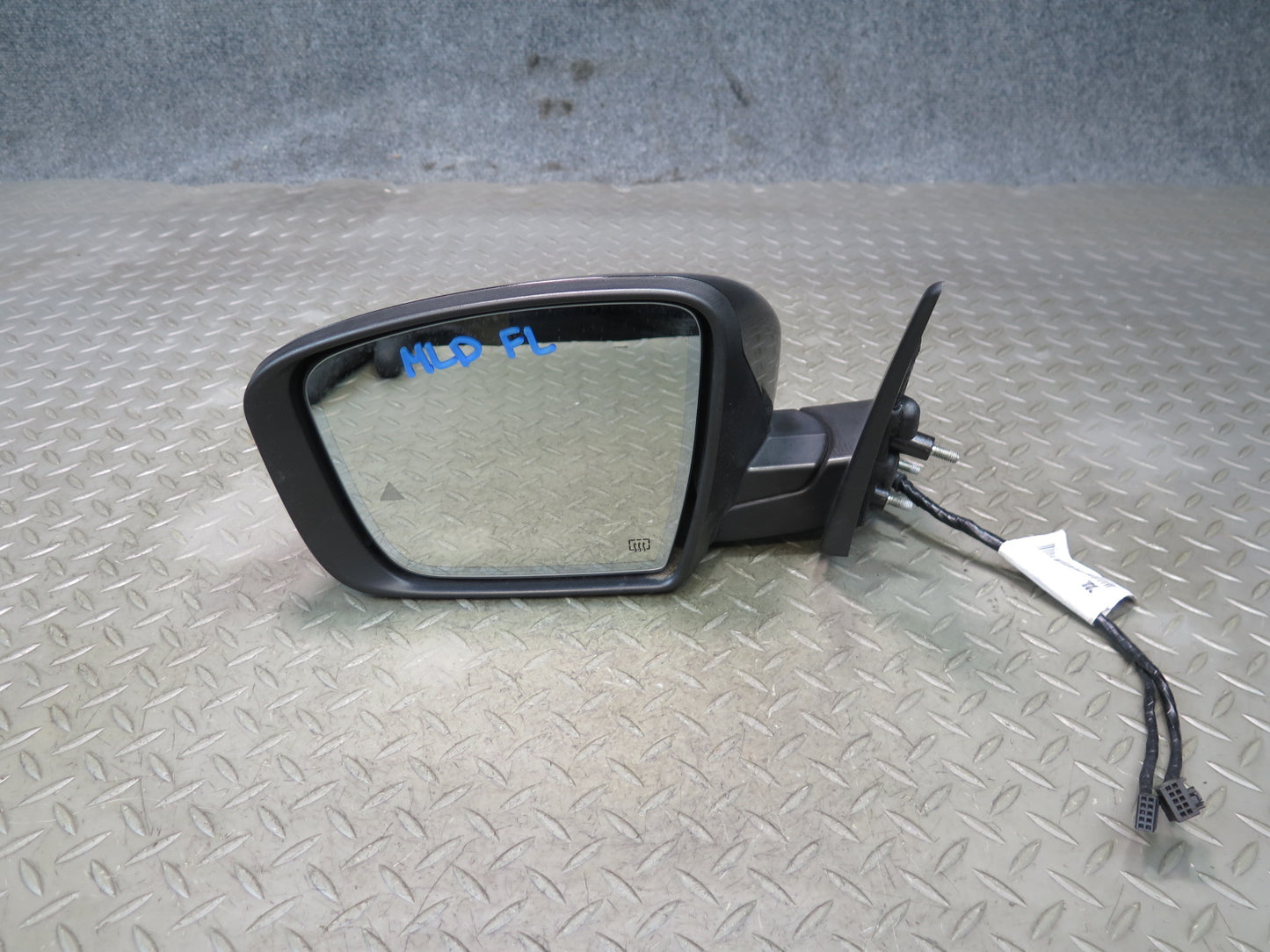 17-20 Maserati Levante M161 Left Exterior Heated Side View Mirror w Blind Spot