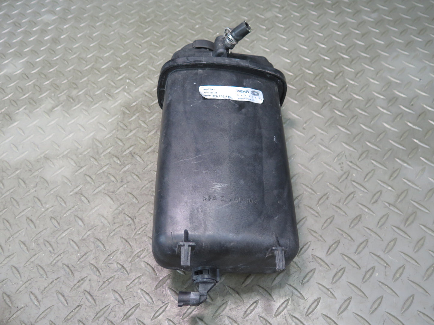 97-03 BMW E38 E39 540ia M62 Coolant Expansion Fluid Reservoir Tank 8MA376705431