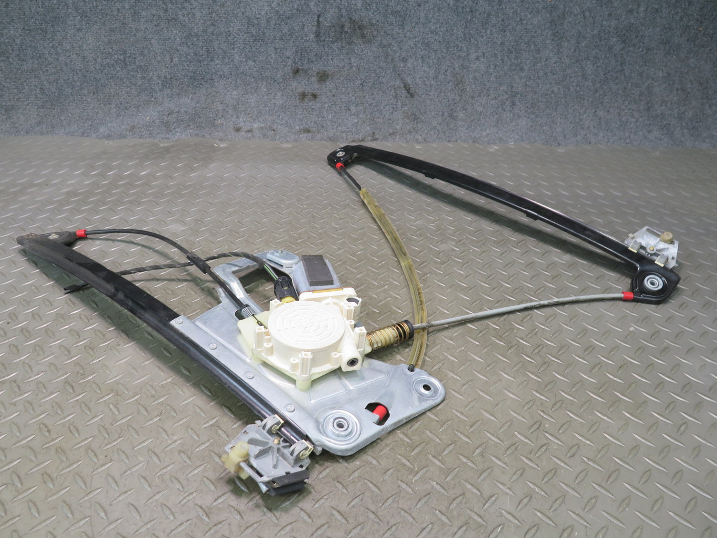 97-03 BMW E39 540ia Front Right Door Window Regulator w Motor Assembly OEM