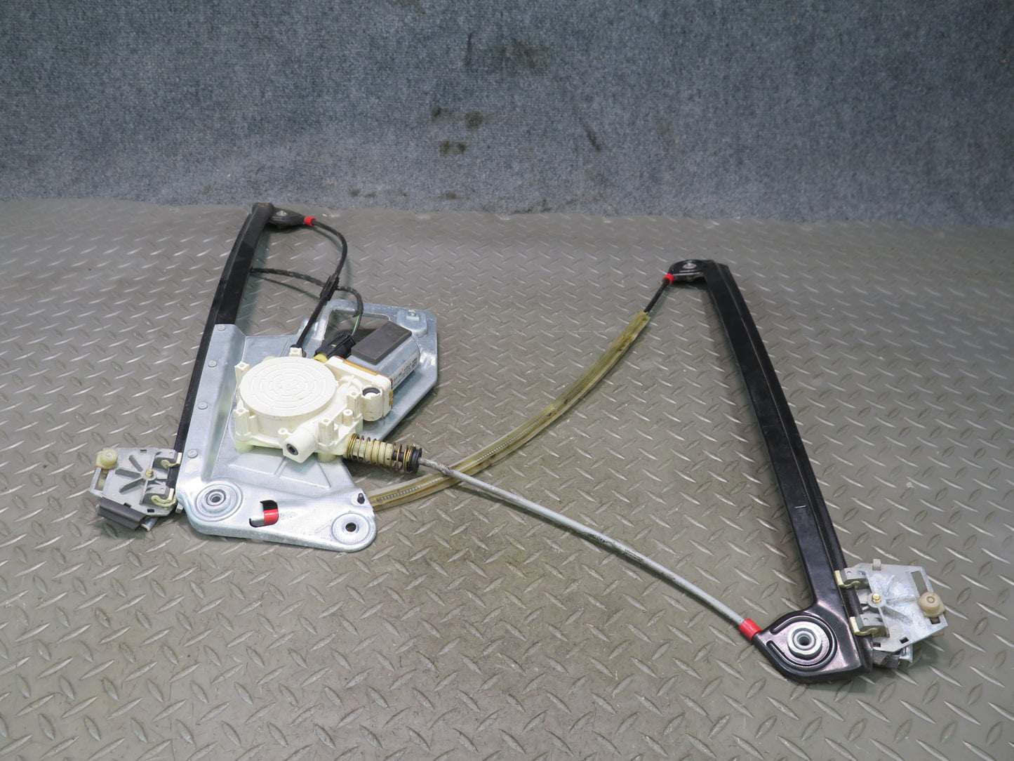 97-03 BMW E39 540ia Front Right Door Window Regulator w Motor Assembly OEM