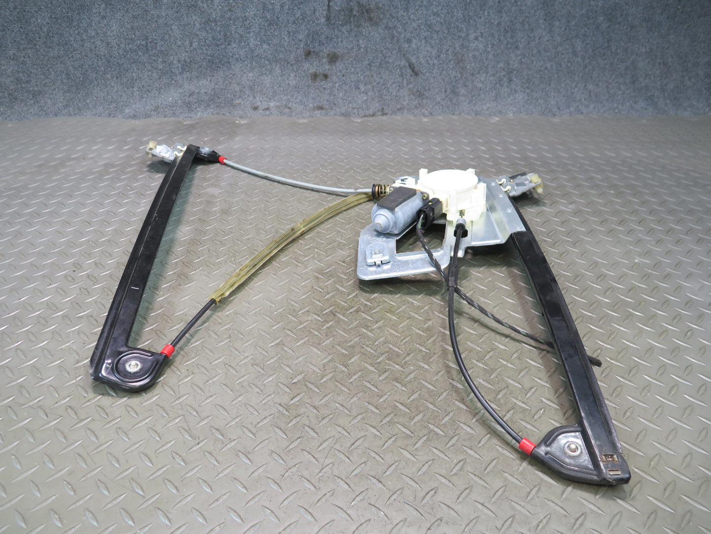 97-03 BMW E39 540ia Front Right Door Window Regulator w Motor Assembly OEM