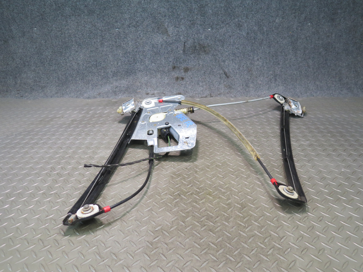 97-03 BMW E39 540ia Front Right Door Window Regulator w Motor Assembly OEM