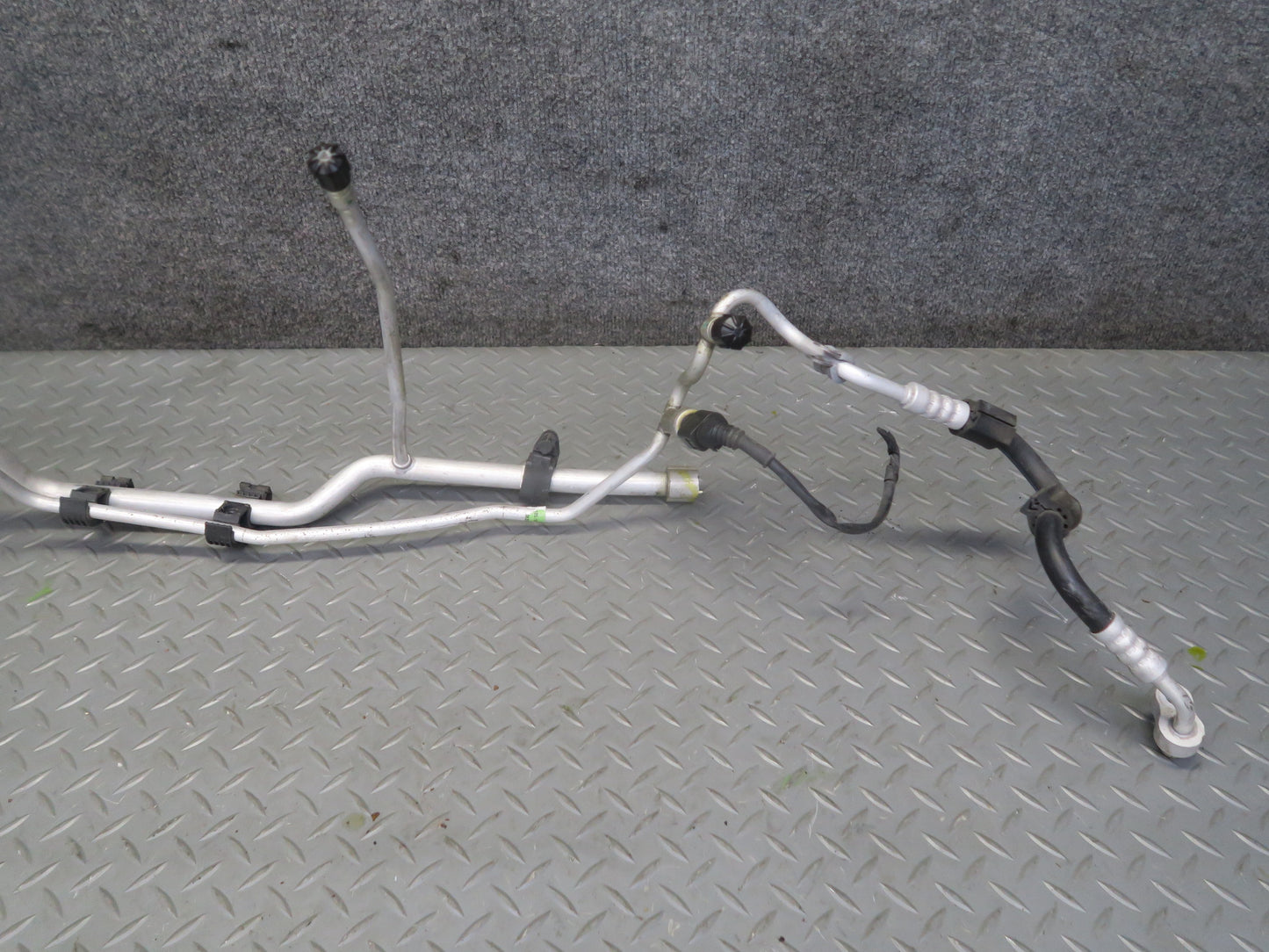11-16 Porsche Panamera 970 3.6L A/C Air Condition Compressor Hose Pipe Line Set
