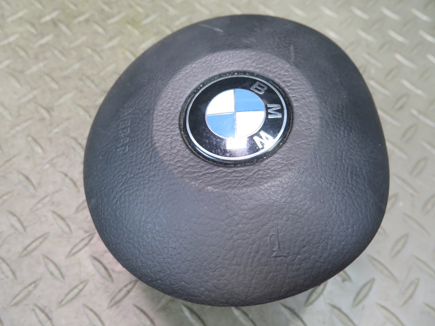 00-03 BMW E39 FRONT LEFT DRIVER SIDE STEERING WHEEL SRS AIRBAG OEM