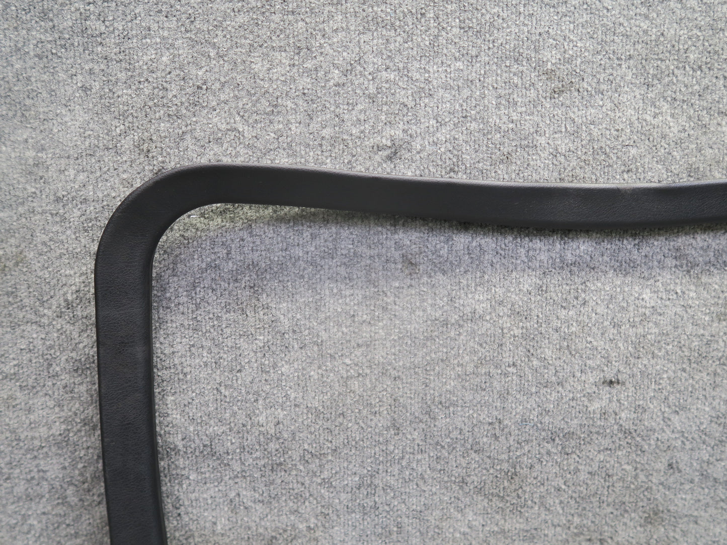 85-89 Nissan Z31 300ZX 2+2 Set of 2 Left & Right T-top Roof Rubber Seal OEM