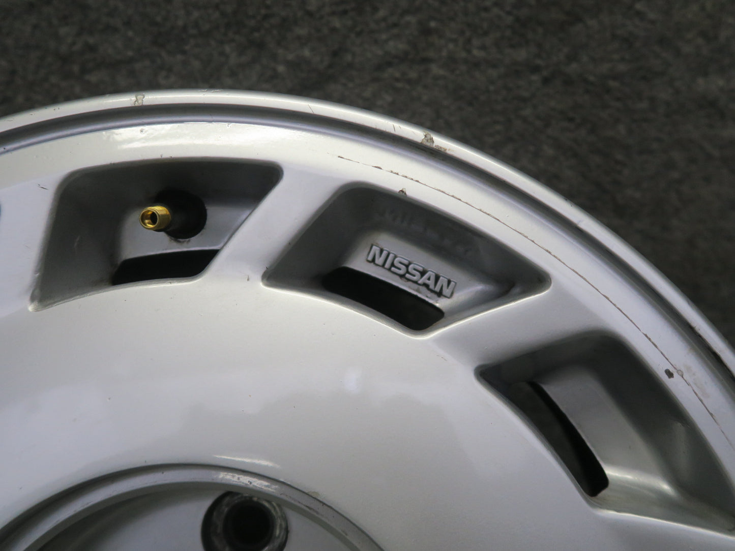 87-89 Nissan Z31 300ZX NA Set of 4 Factory R15 15" Wheel Rim 15x6.5J ET20 OEM