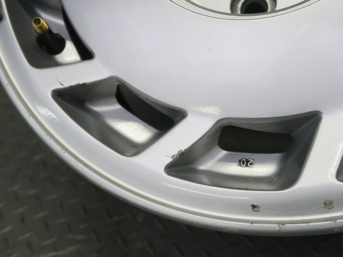87-89 Nissan Z31 300ZX NA Set of 4 Factory R15 15" Wheel Rim 15x6.5J ET20 OEM