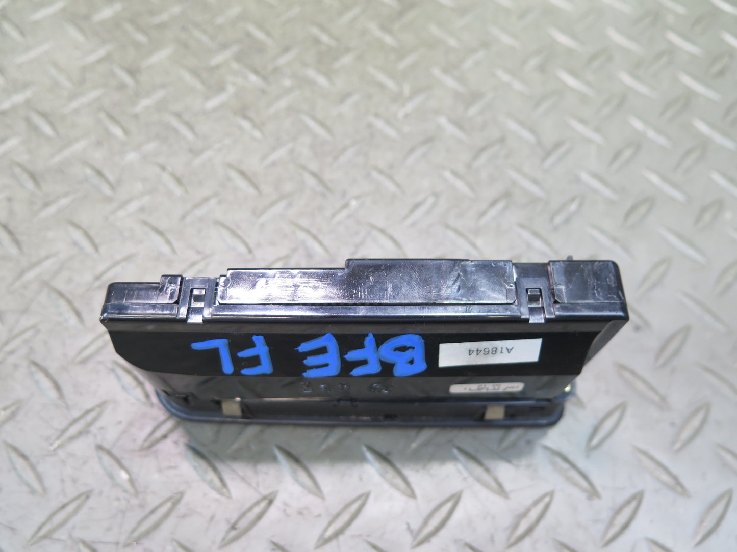 00-03 BMW E39 540ia Front Left Door Master Window Regulator Switch 6904306 OEM