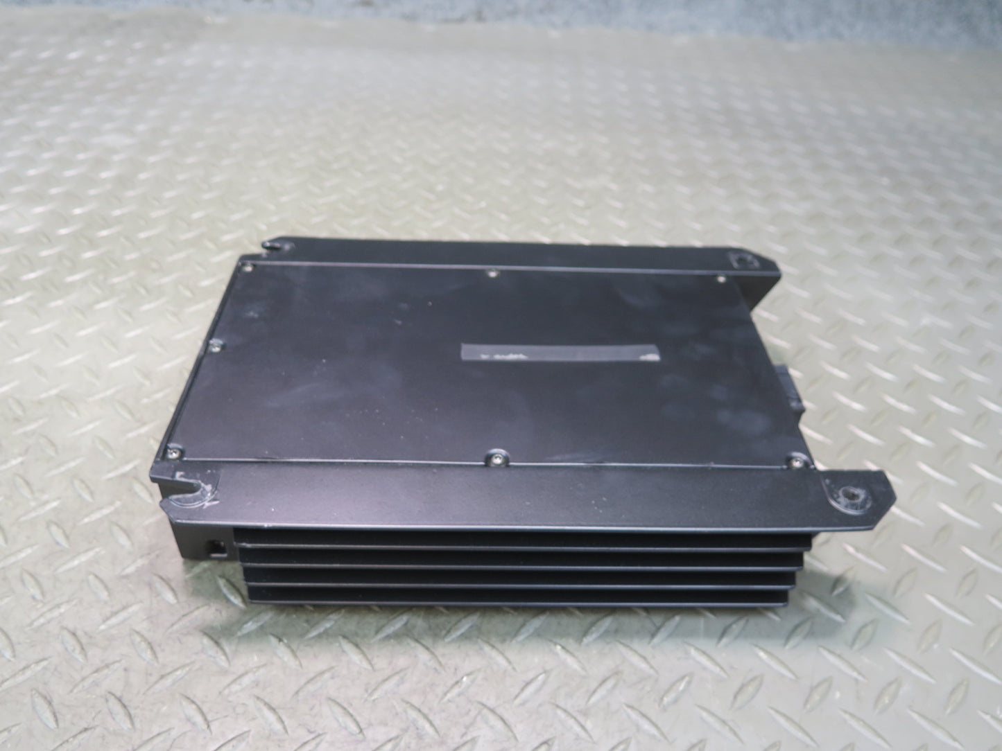 97-03 BMW E38 E53 E39 540ia TOP Hifi DSP Sound Audio AMP Amplifier 6939392 OEM