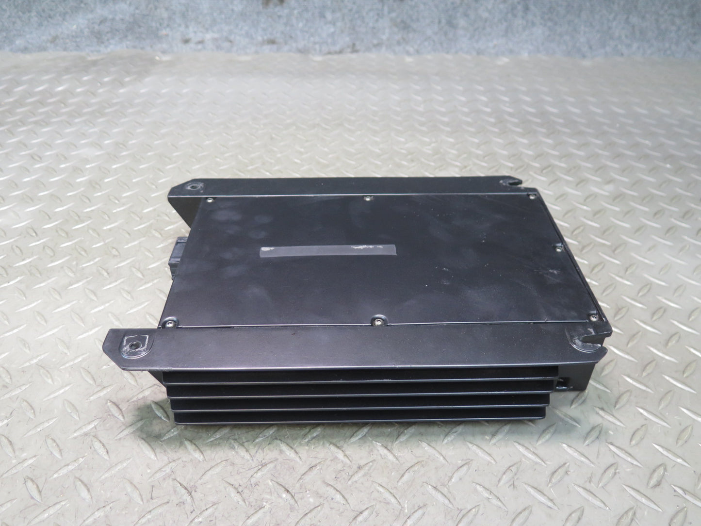 97-03 BMW E38 E53 E39 540ia TOP Hifi DSP Sound Audio AMP Amplifier 6939392 OEM