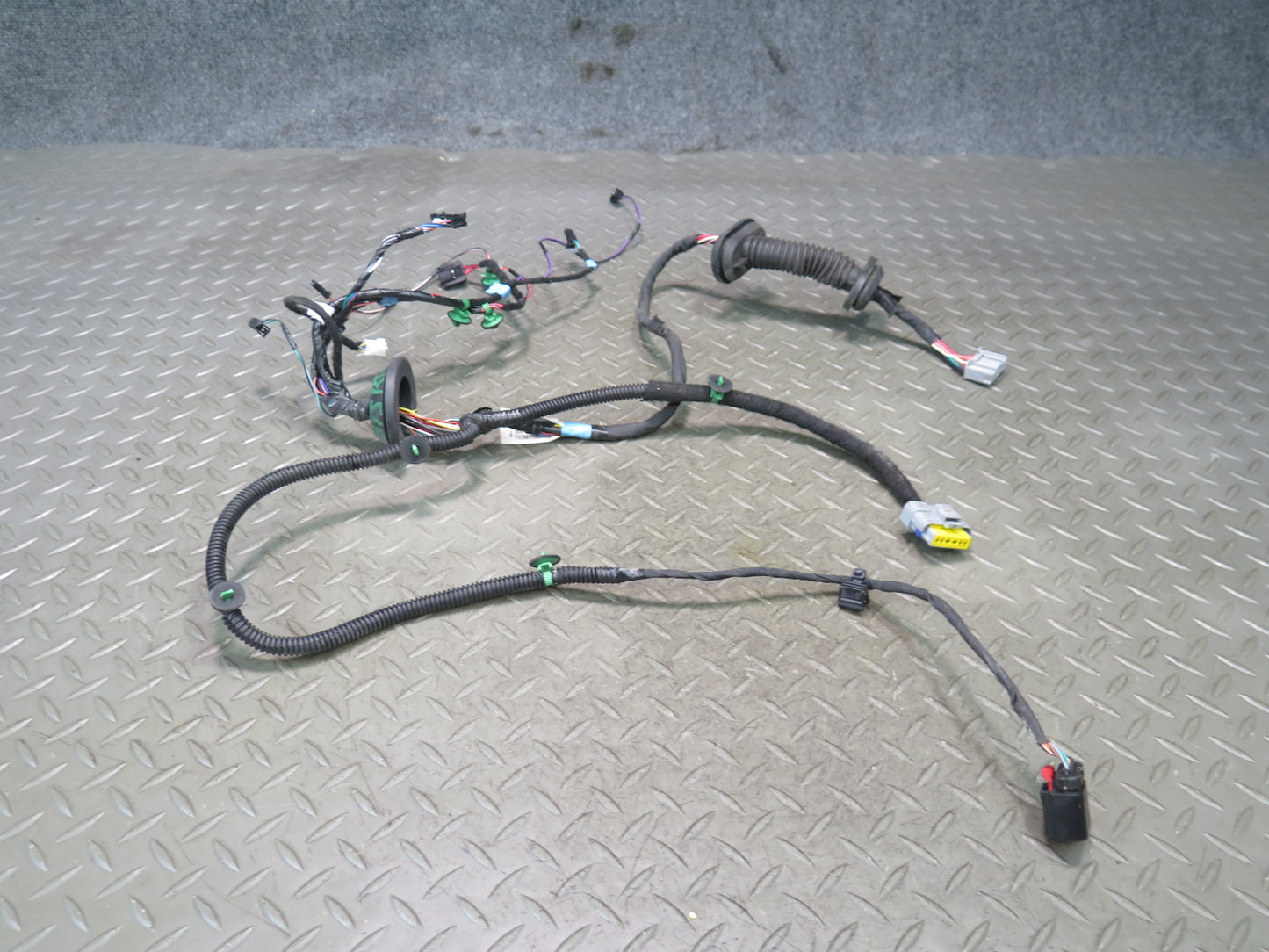 2016-2019 Tesla Model S 75D Rear Right Passenger Side Door Wiring Harness