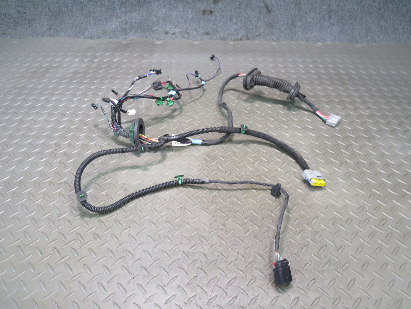 2016-2019 Tesla Model S 75D Rear Right Passenger Side Door Wiring Harness