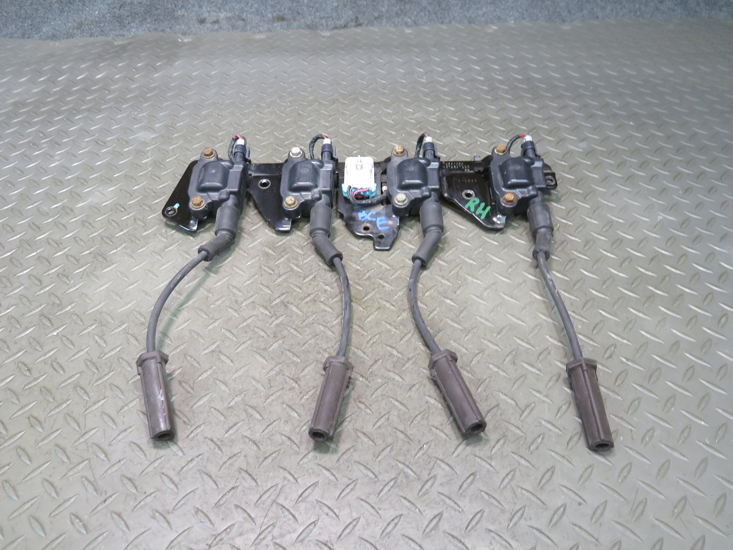 2010-2014 Cadillac Escalade 6.2L L94 Engine Motor Right Ignition Coil