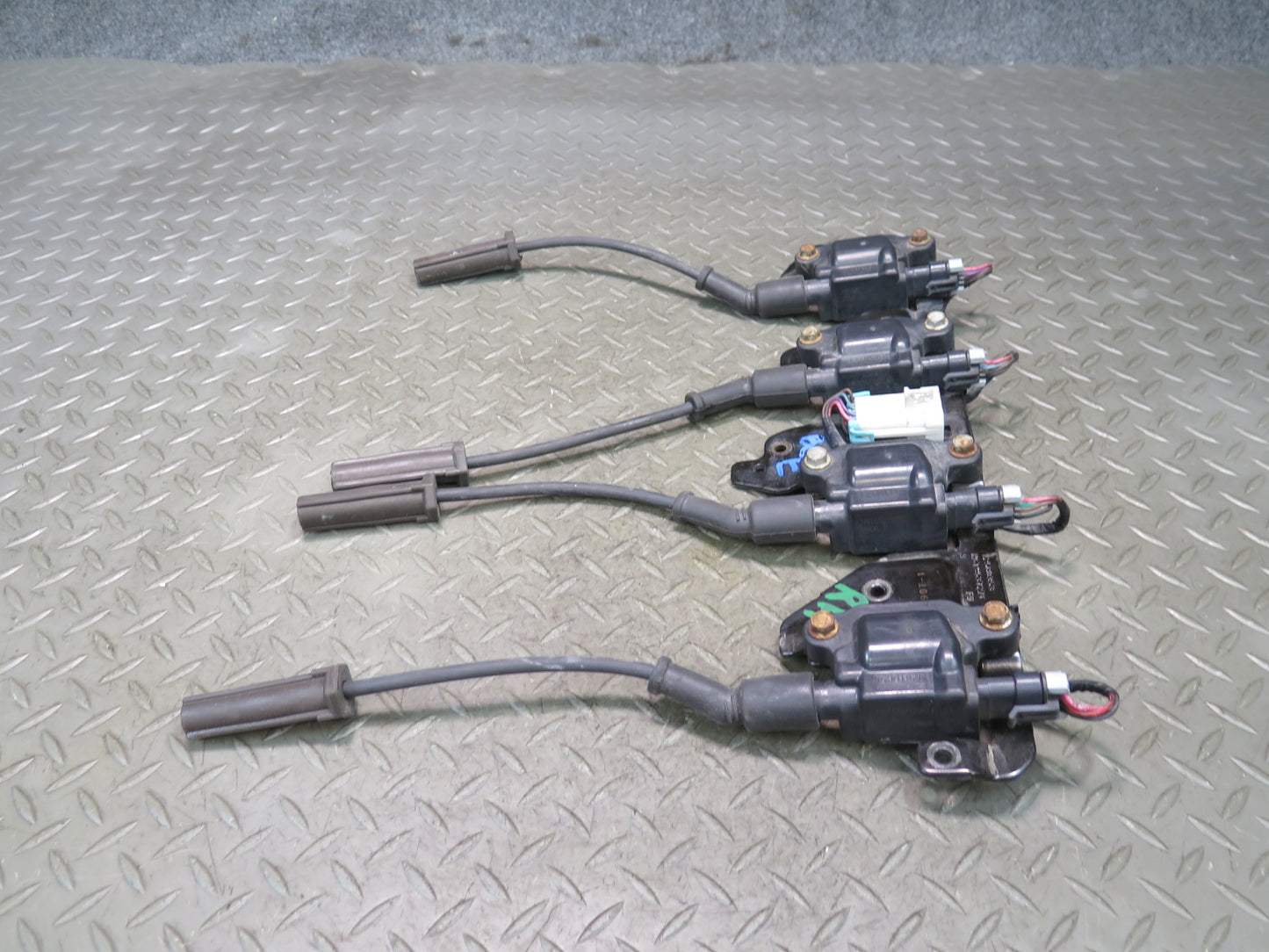 2010-2014 Cadillac Escalade 6.2L L94 Engine Motor Right Ignition Coil