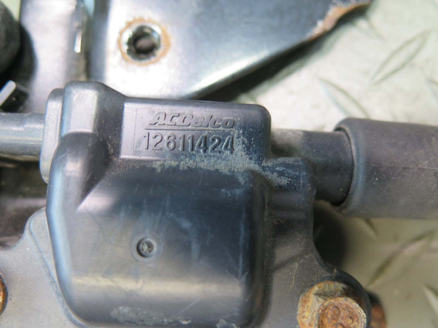 2010-2014 Cadillac Escalade 6.2L L94 Engine Motor Left Ignition Coil