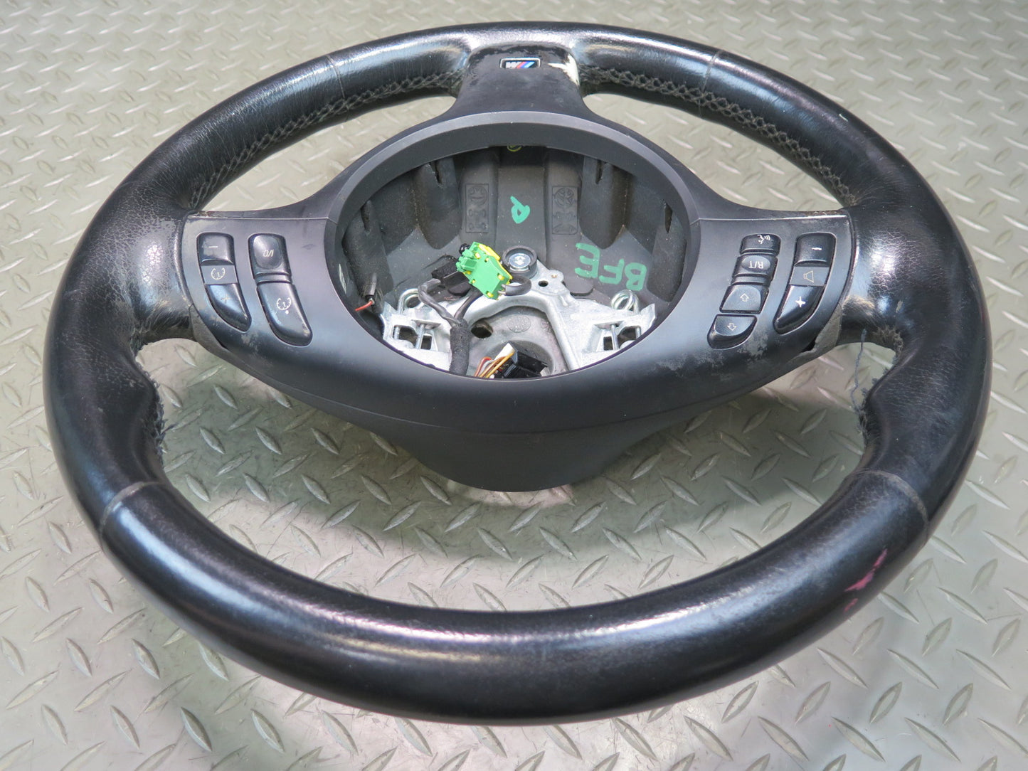 02-03 BMW E39 540ia M-sport Leather Multifunction Steering Black 2282025 OEM