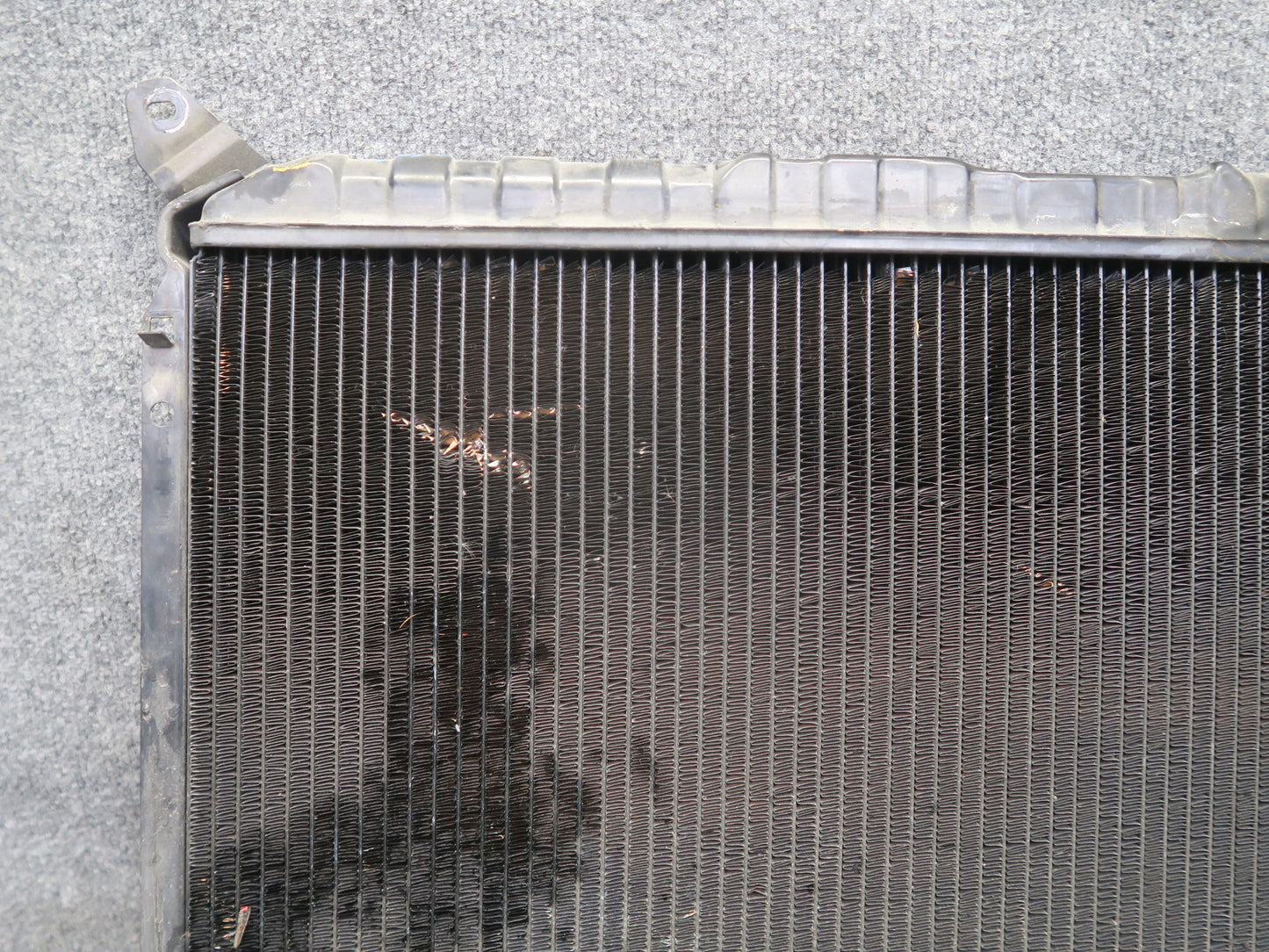 84-89 Nissan Z31 300ZX A/T NA Engine Cooling Radiator OEM