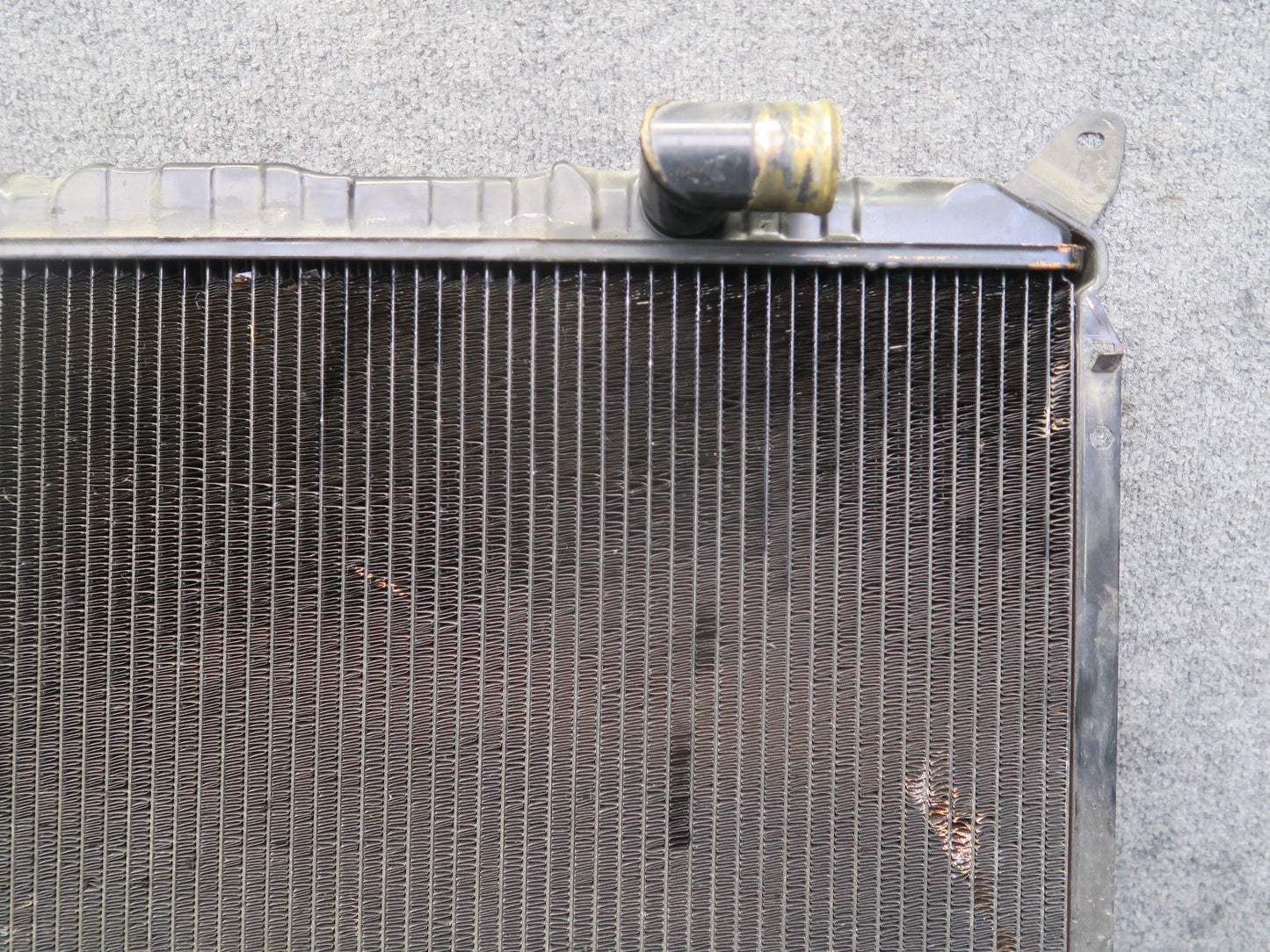 84-89 Nissan Z31 300ZX A/T NA Engine Cooling Radiator OEM