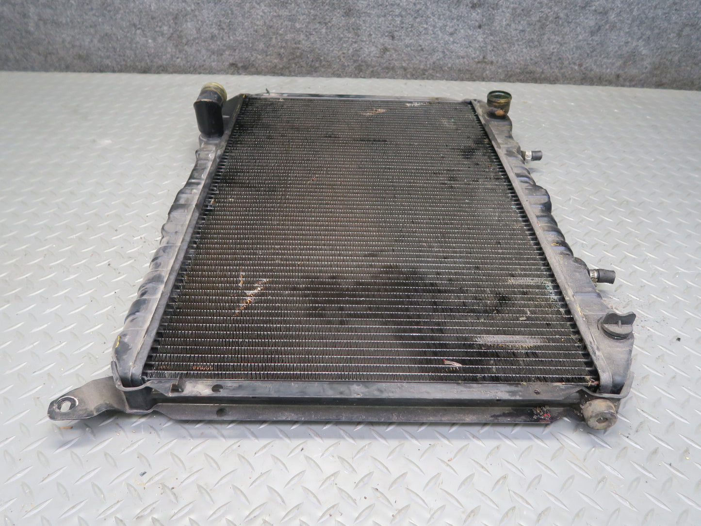 84-89 Nissan Z31 300ZX A/T NA Engine Cooling Radiator OEM