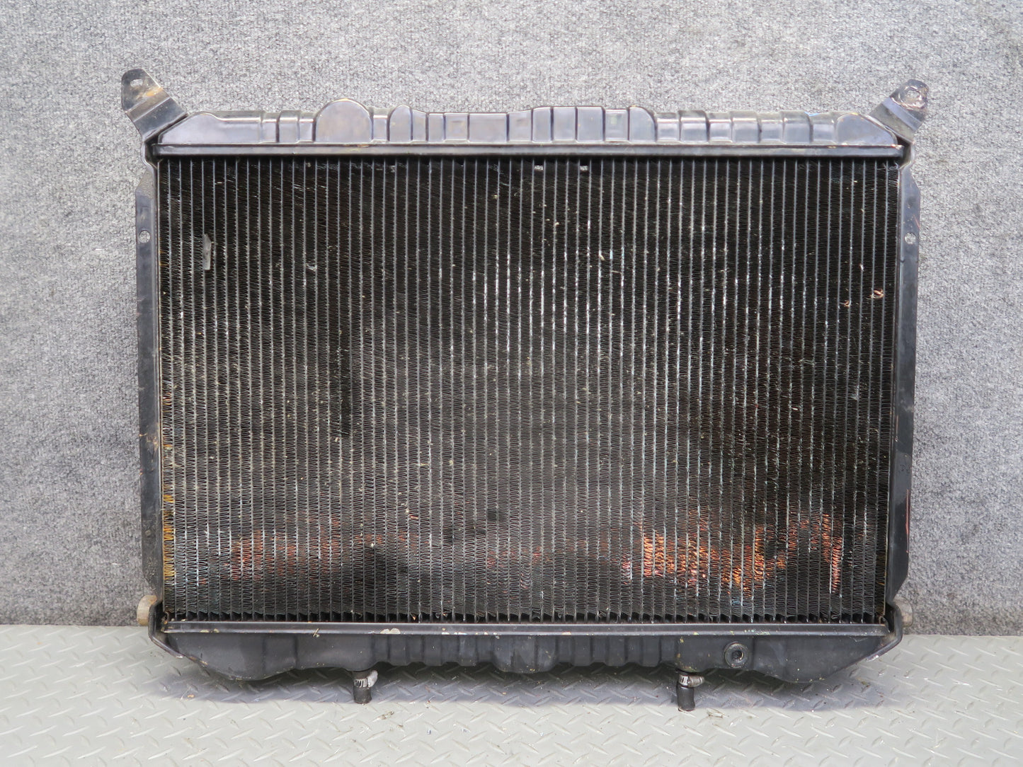 84-89 Nissan Z31 300ZX A/T NA Engine Cooling Radiator OEM