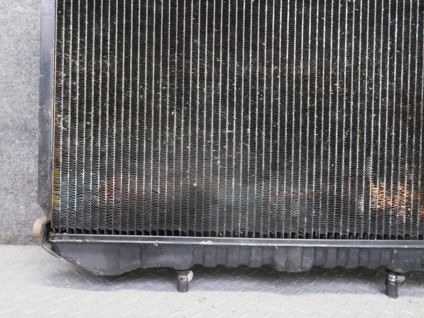 84-89 Nissan Z31 300ZX A/T NA Engine Cooling Radiator OEM