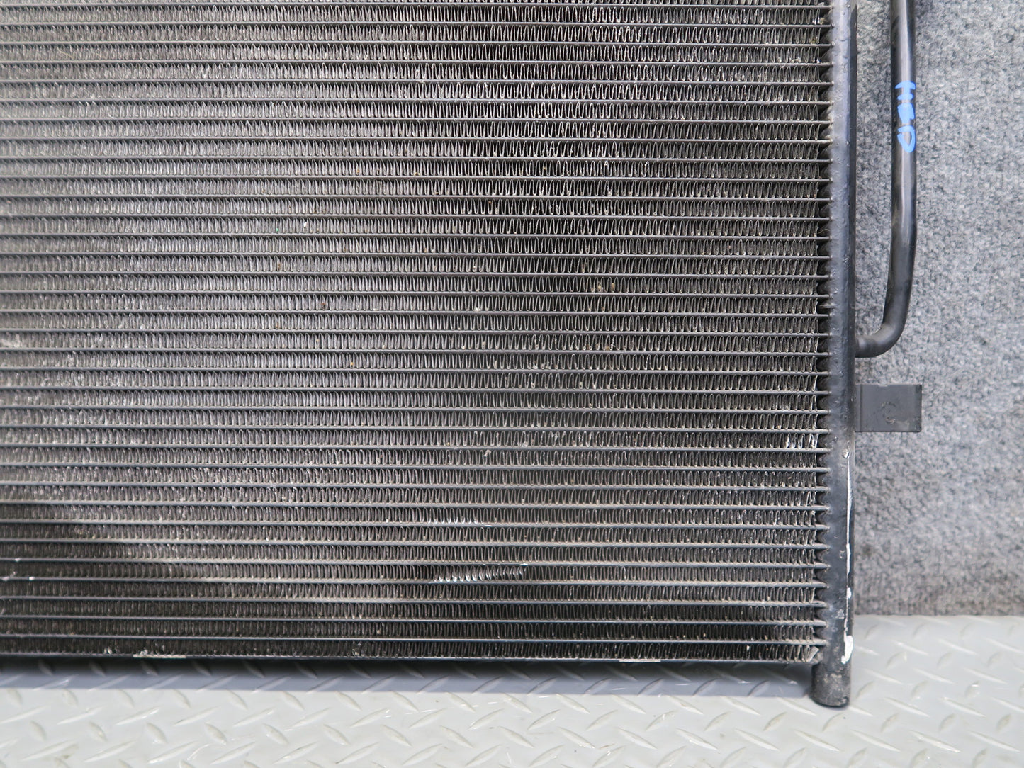 01-06 BMW E46 330ci A/C Air Condition Condenser 8377614 OEM