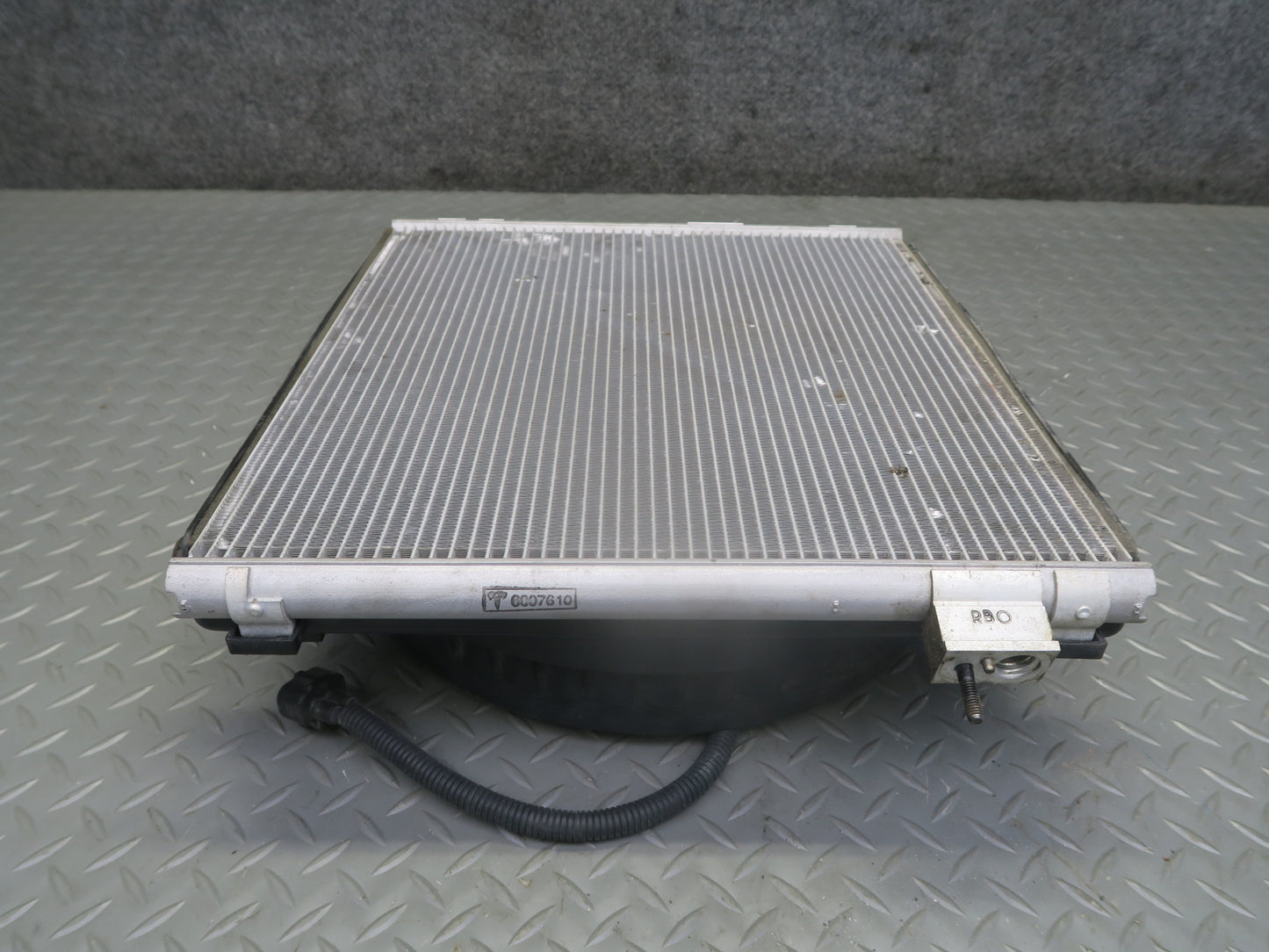 2016-2019 Tesla Model S 75D Front Left Side A/C Condenser W/ Shroud & Fan