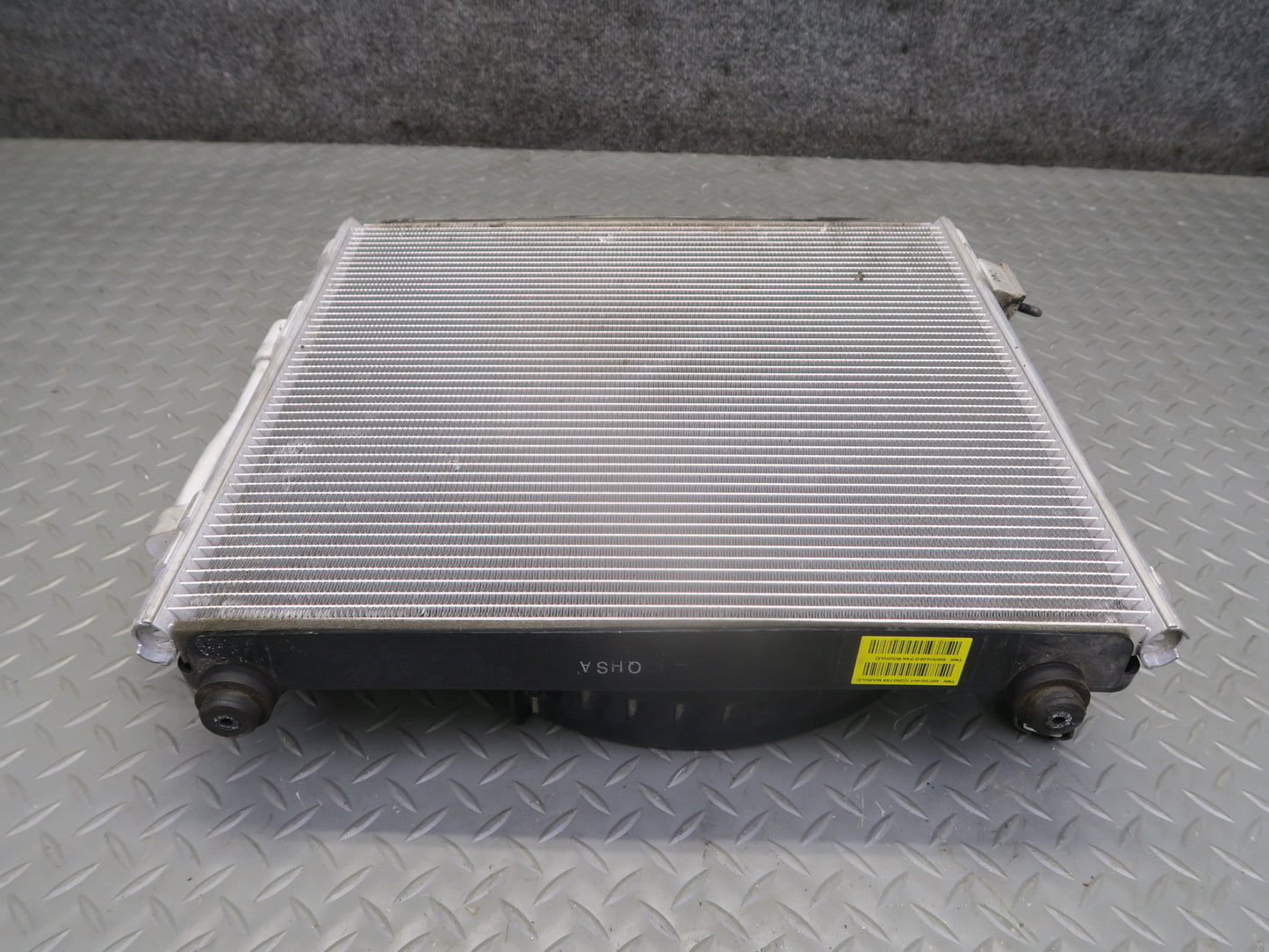 2016-2019 Tesla Model S 75D Front Left Side A/C Condenser W/ Shroud & Fan