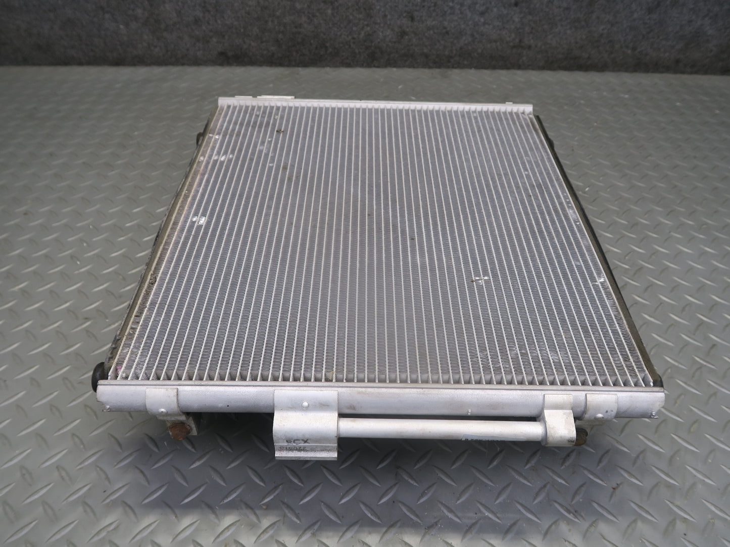 2016-2019 Tesla Model S 75D Front Left Side A/C Condenser W/ Shroud & Fan