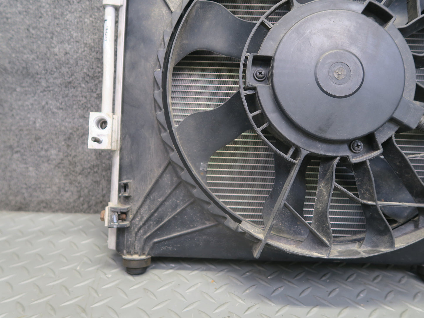 2016-2019 Tesla Model S 75D Front Left Side A/C Condenser W/ Shroud & Fan