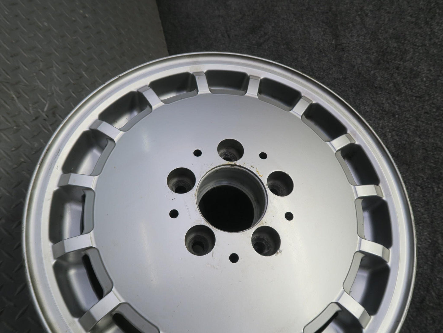 90-93 Mercedes W124 300E R15" Alloy Wheel Rim 15x6.5J ET48 1244010802 OEM