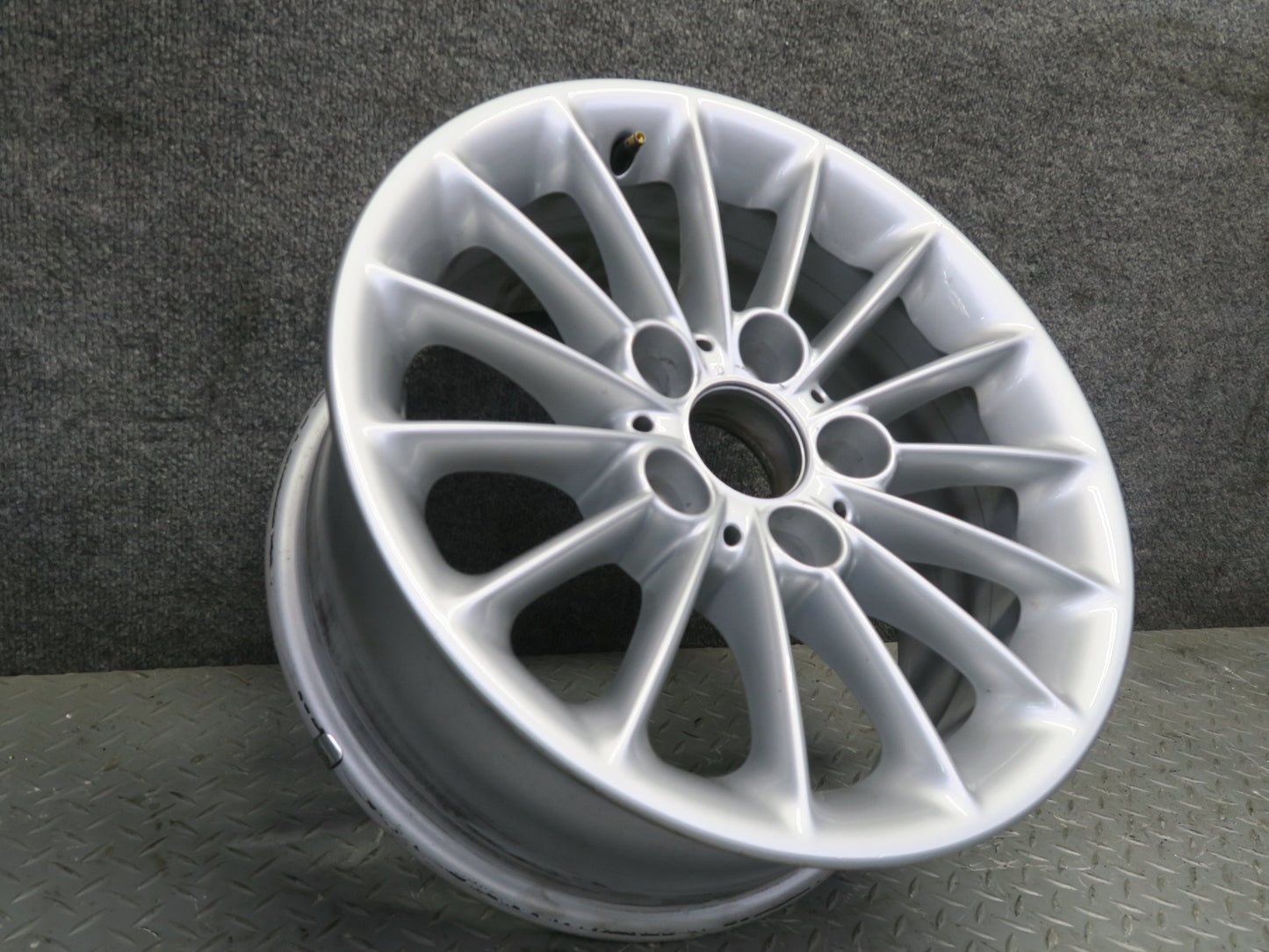 98-03 BMW E39 540ia Style 48 Factory R16 16" Alloy Wheel Rim 16x7J ET20 OEM
