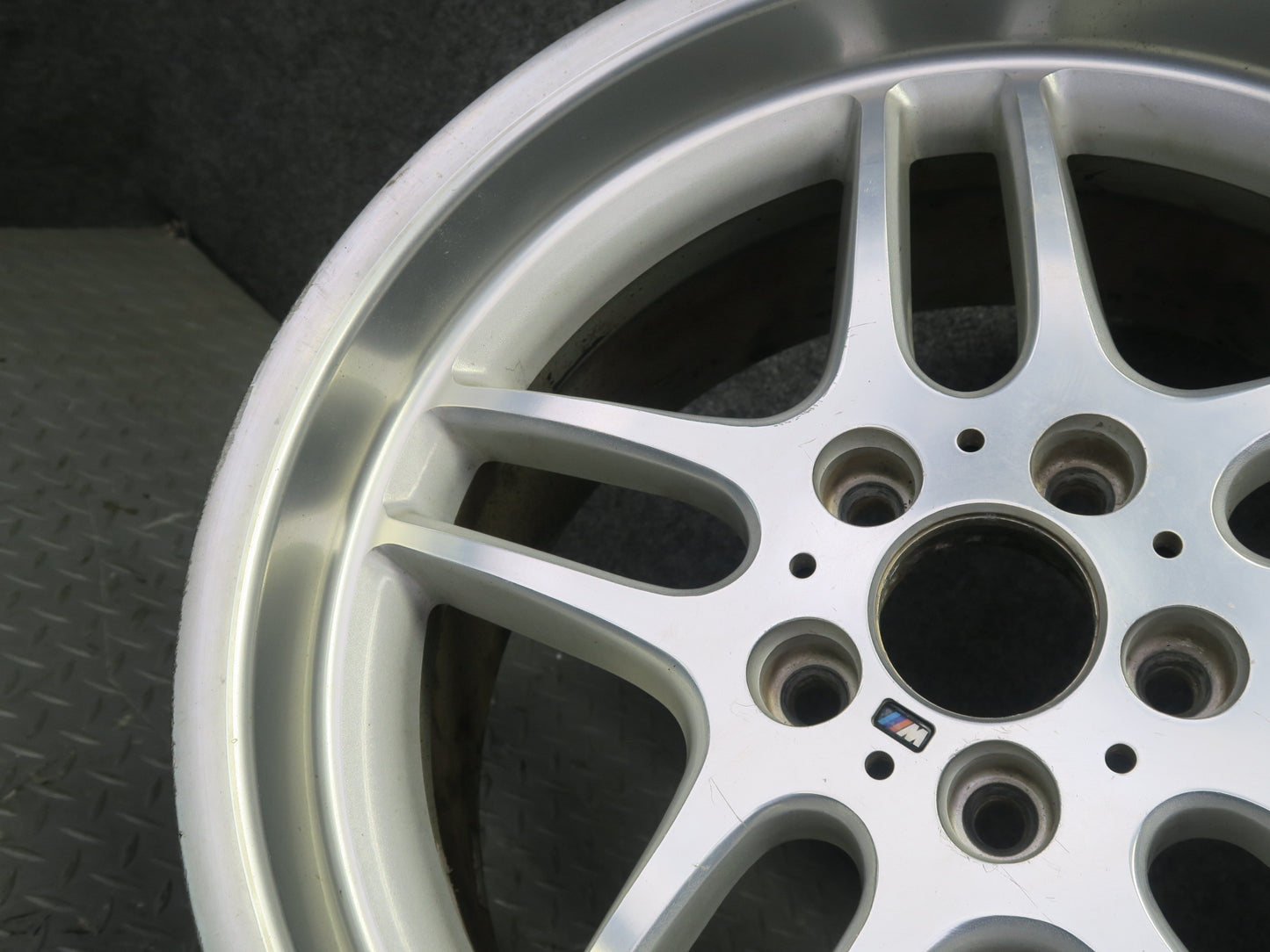 00-03 BMW E39 540ia Style 37 R18 18" M Sport Rear Alloy Wheel Rim 18x9J ET24 OEM