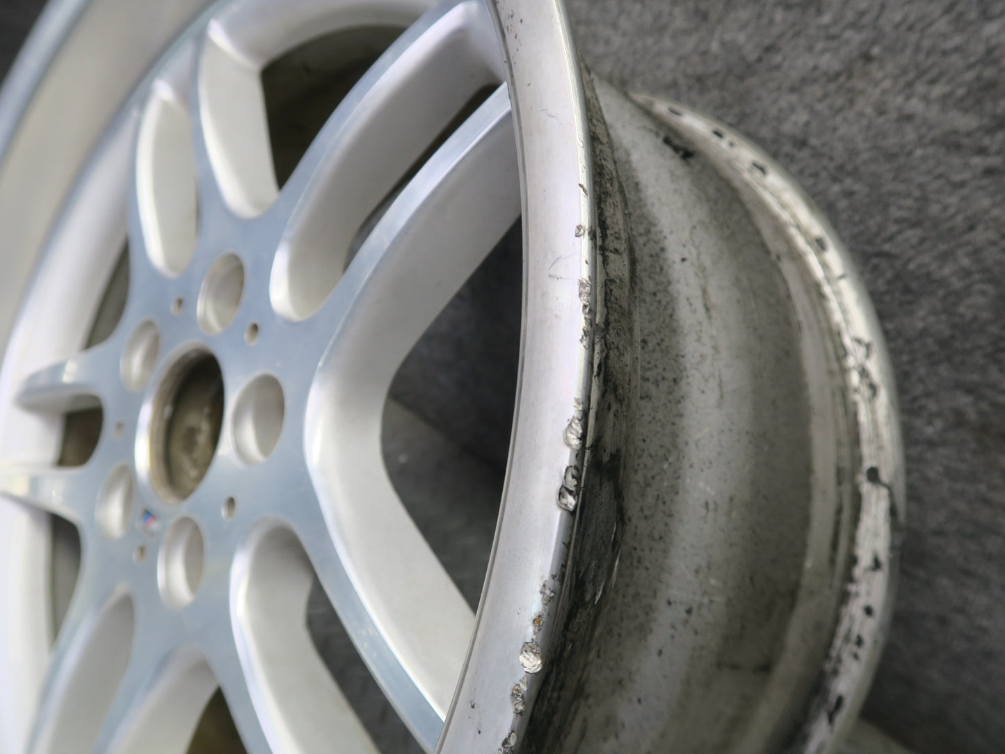 00-03 BMW E39 540ia Style 37 R18 18" M Sport Rear Alloy Wheel Rim 18x9J ET24 OEM