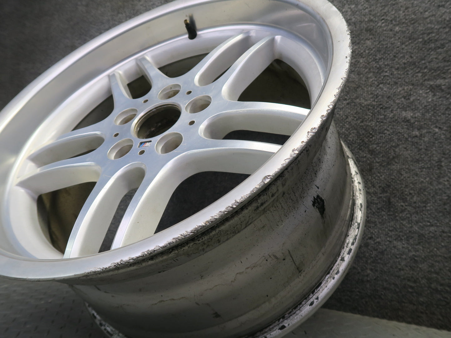 00-03 BMW E39 540ia Style 37 R18 18" M Sport Rear Alloy Wheel Rim 18x9J ET24 OEM
