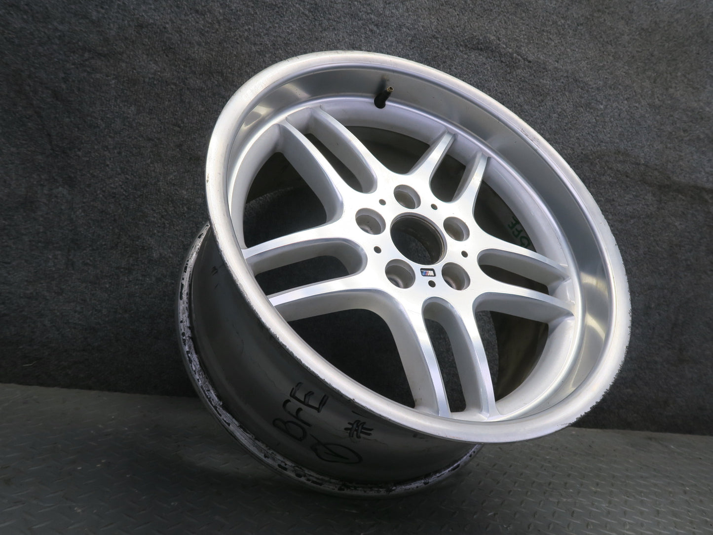 00-03 BMW E39 540ia Style 37 R18 18" M Sport Rear Alloy Wheel Rim 18x9J ET24 OEM