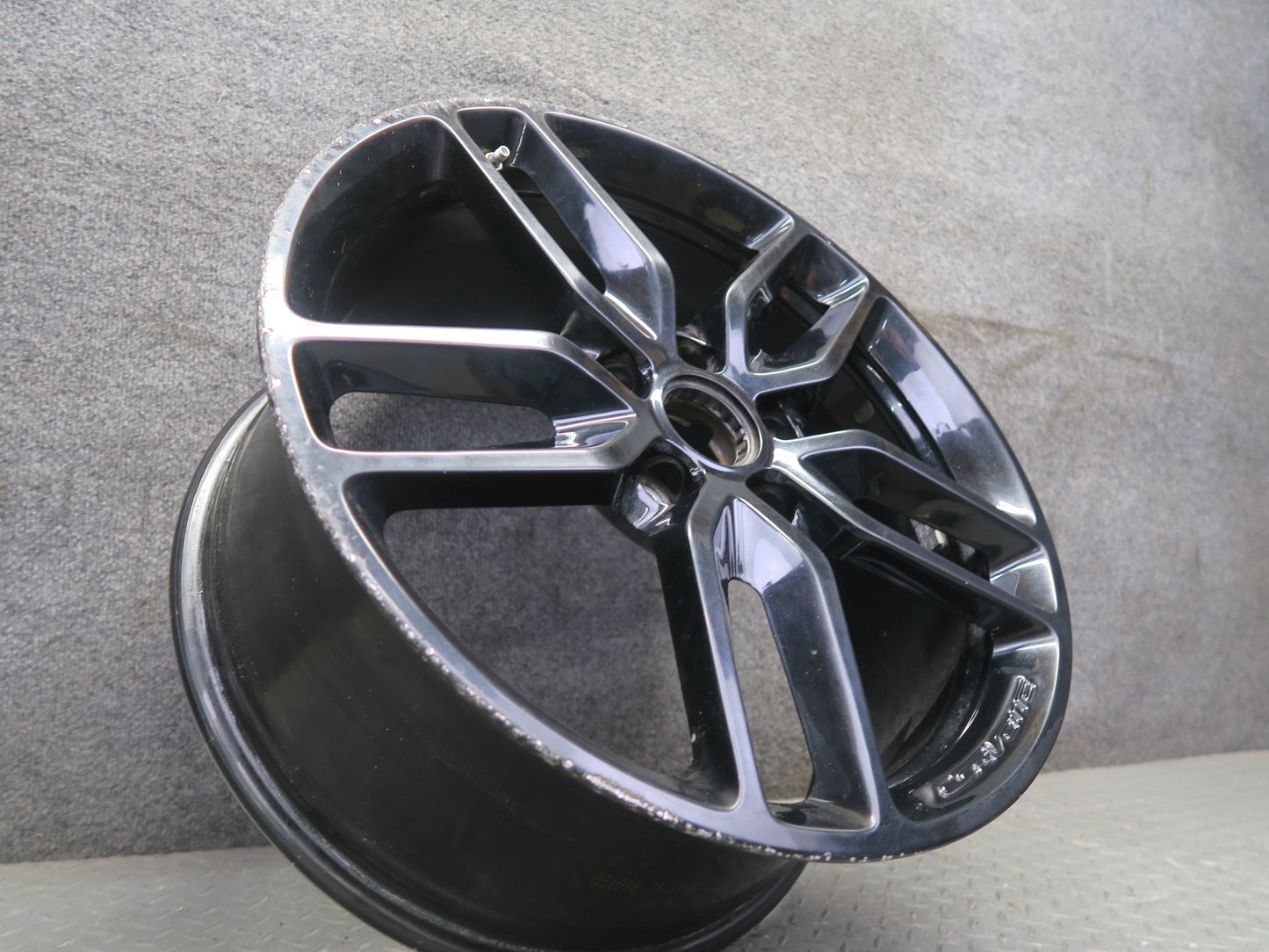 14-19 Chevrolet Corvette C7 R19" Front Alloy Wheel Rim 19x8.5J ET56 20986476 OEM