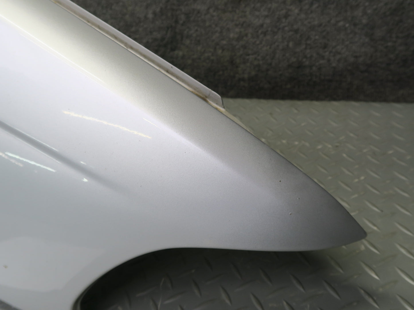 97-03 BMW E39 540ia Front Right Fender Sheel Cover Panel Titan Silver OEM