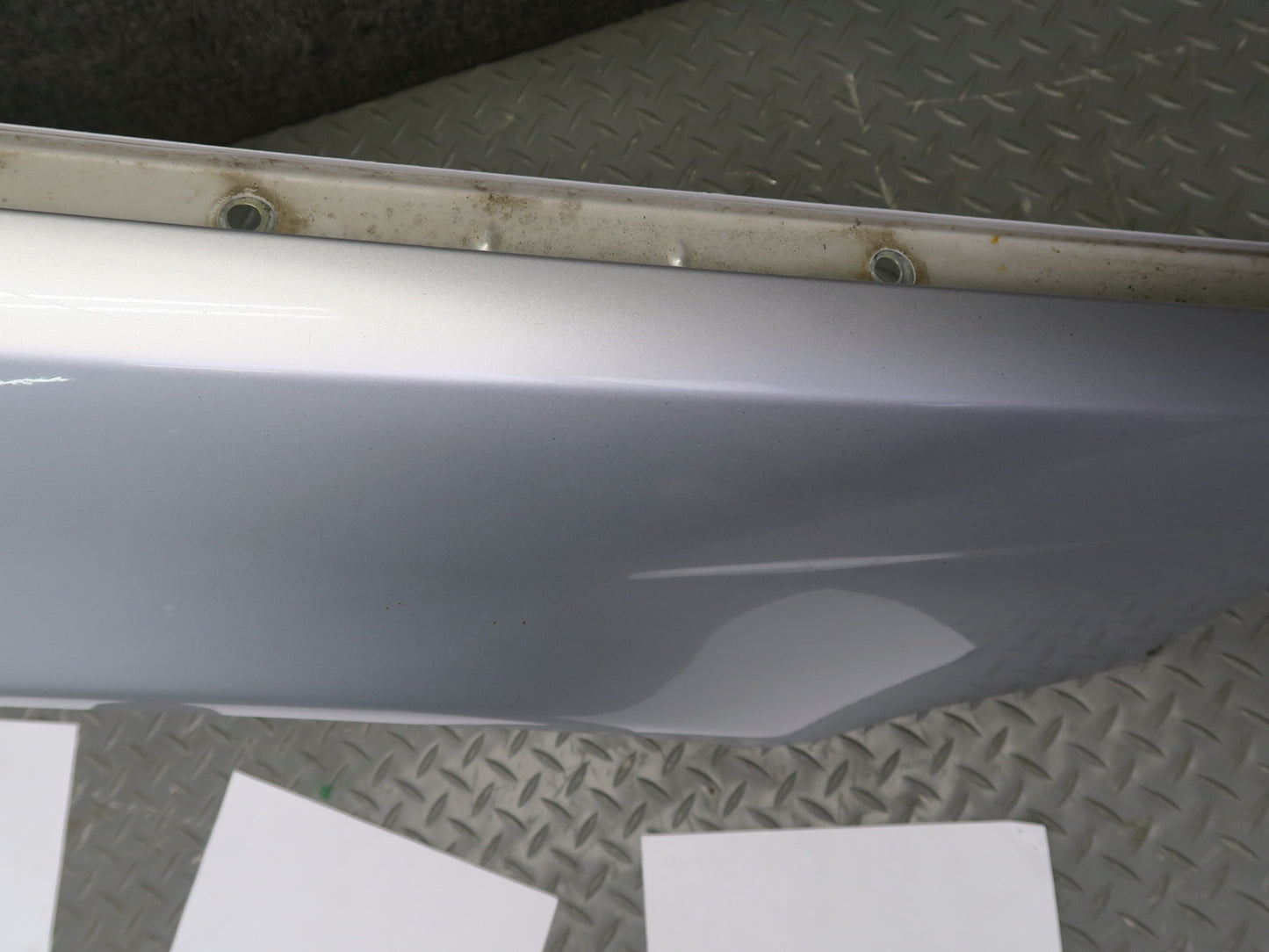 97-03 BMW E39 540ia Front Right Fender Sheel Cover Panel Titan Silver OEM